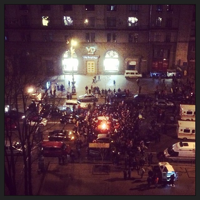 Instagram: And crowds gather at midnight #euromaidan