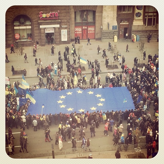 Instagram: #EuroMaidan