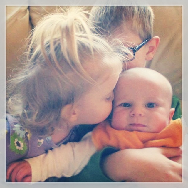 Instagram: Vivi kissin' on e! Cuteness! #Friendsgiving