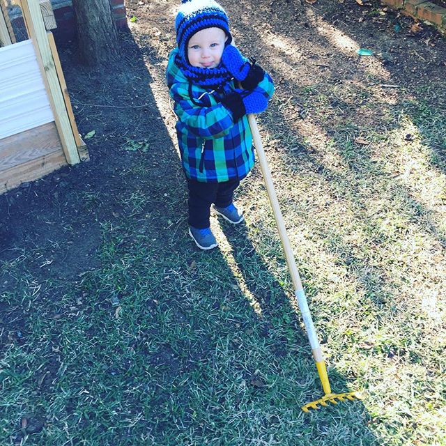 Instagram: My cute little homesteader