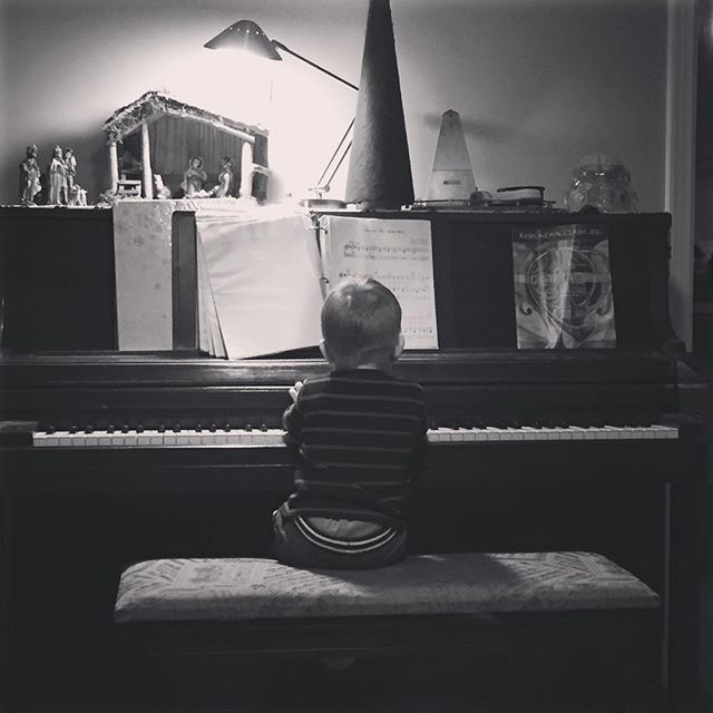 Instagram: Little pianist.