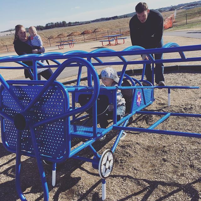 Instagram: Hanging with cousins at the Airport.